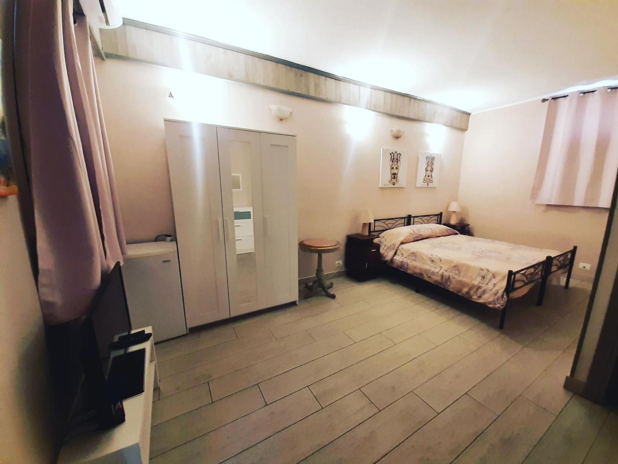 Bed and Breakfast San Nicolo House Aci Catena Zewnętrze zdjęcie