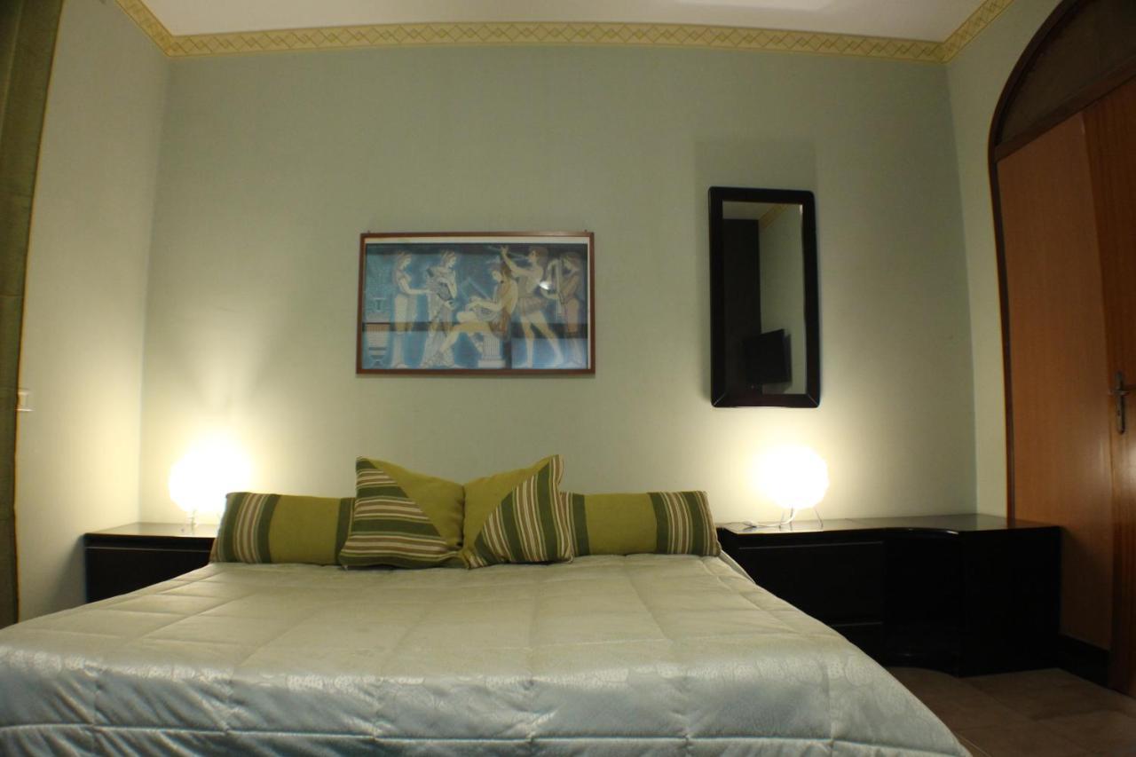 Bed and Breakfast San Nicolo House Aci Catena Zewnętrze zdjęcie